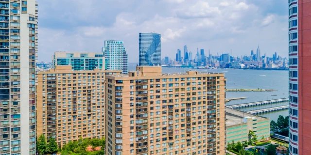 🏞️ 테가누마 친수광장・물의 관(테가누마 신스이 히로바・미즈노 야카타) 이미지 1